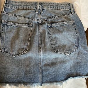 Good American size 2 denim mini skirt